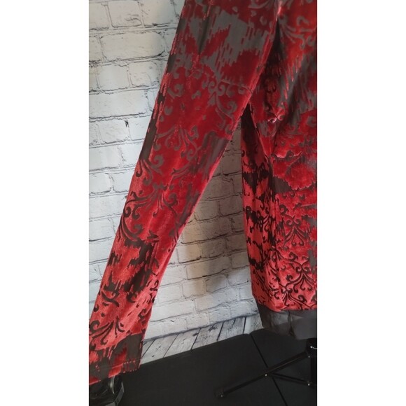 Simply Vera Wang Shirt Womens Size L Red Grey Black Velvet Floral Semi Sheer - Picture 3 of 10